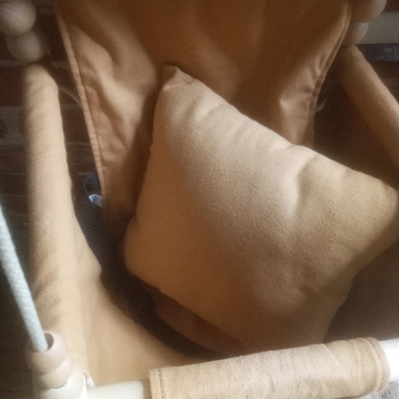 Baby / Toddler ceiling swing with beads - Picture 4 of 4